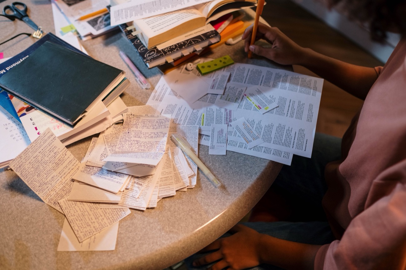 Student doing schoolwork while travelling