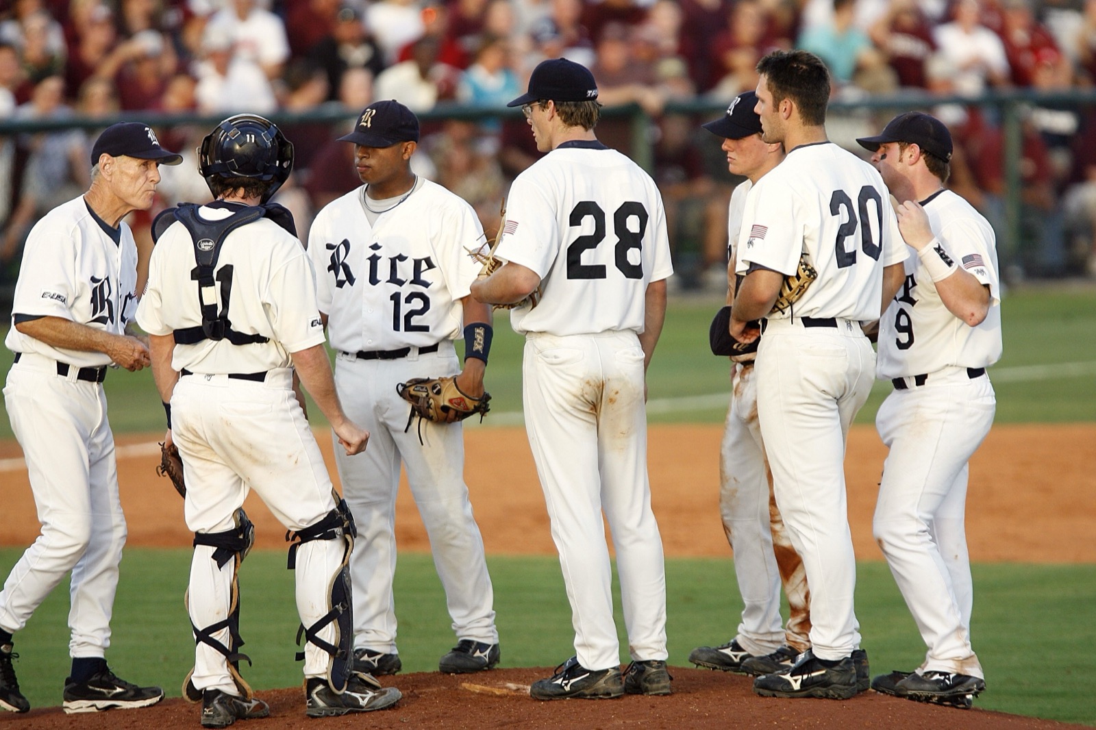 Players discussing the situation on the field