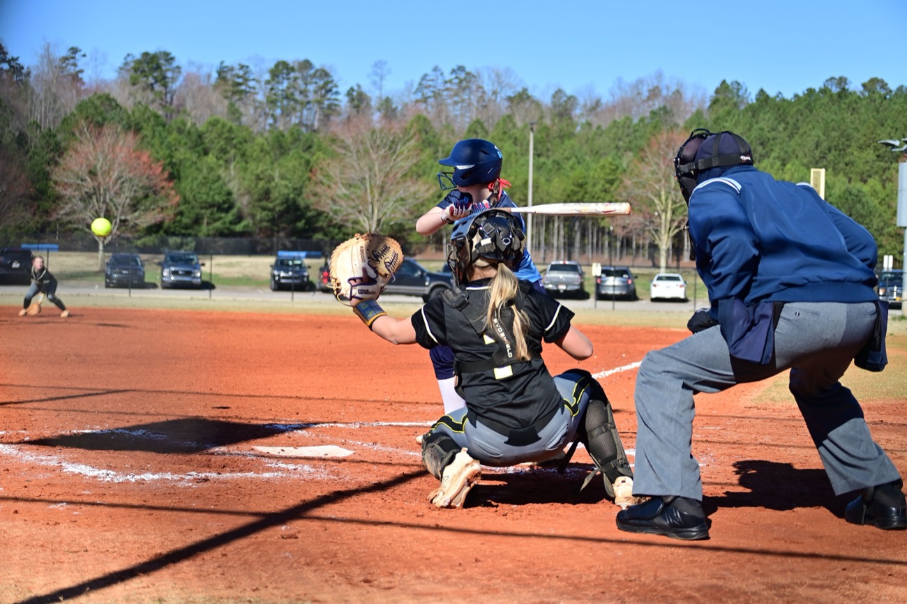 Battery communicating during a game